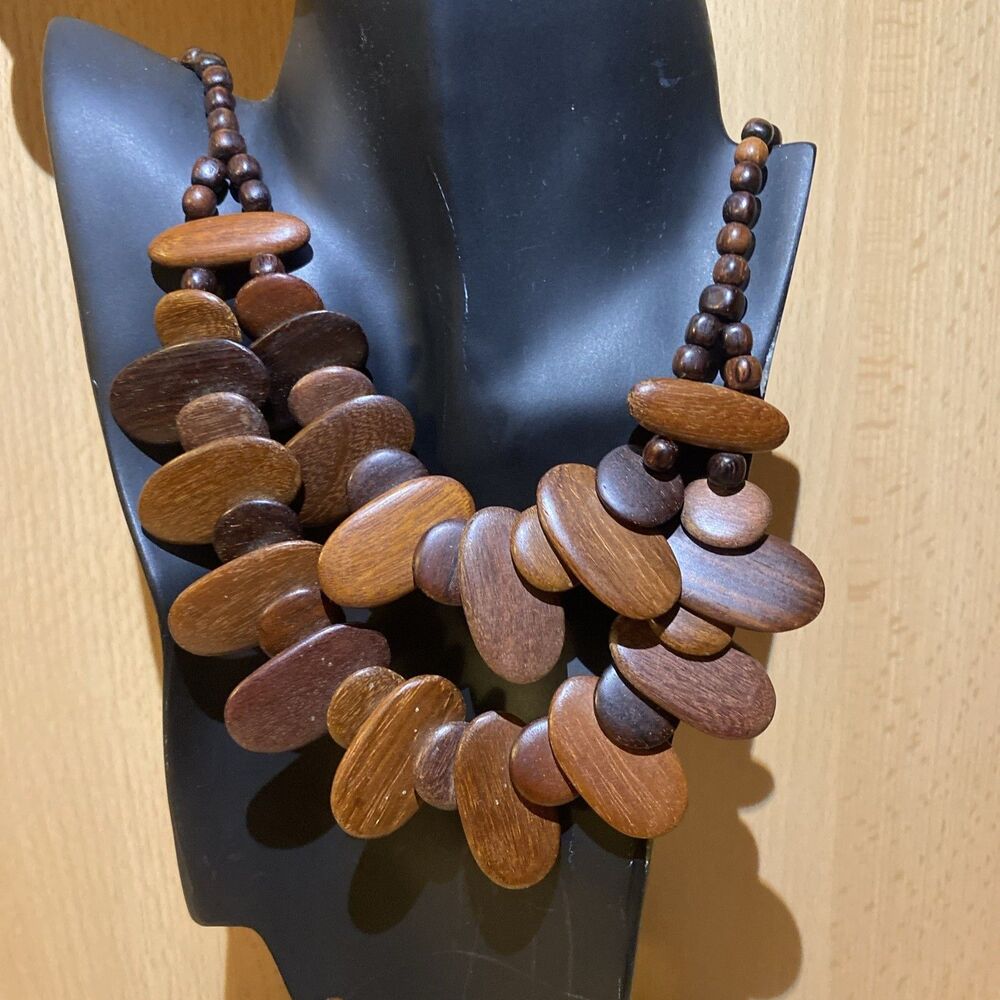 Vintage Rosewood Wooden Disc Necklace Graduated Polished 1980’s
